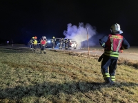Feuerwehreinsatz nach Übung: Brand PKW in Höcking