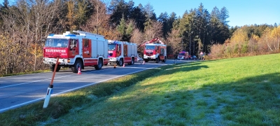 Verkehrsunfall: Kleinbus in Böschung