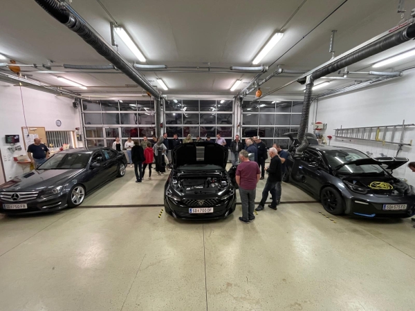 Von Apps bis Airbag – Wissen für den Ernstfall