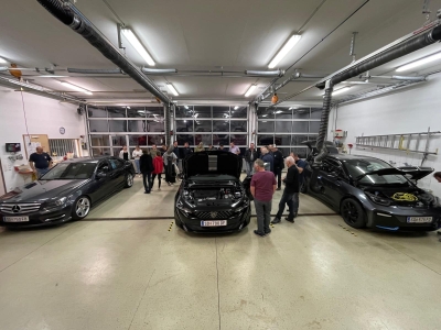 Von Apps bis Airbag – Wissen für den Ernstfall