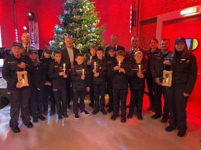 Highlight zum Jahresende: Feuerwehrjugend zu Gast im ORF Landesstudio Linz